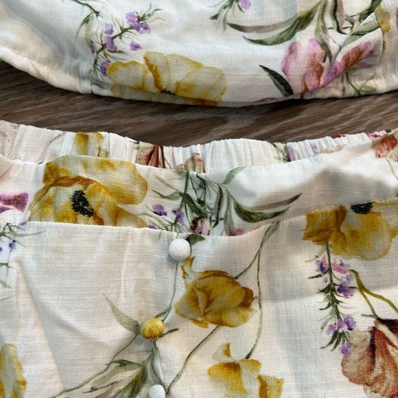 Red Dress Boutique Two Piece Set - Picture 3 of 3